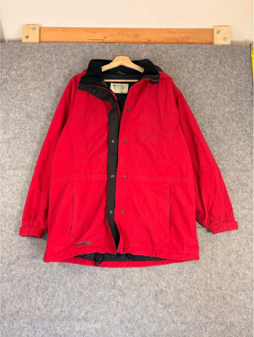 Vintage Eddie Bauer red hooded jacket size XL